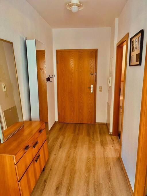 Sonniges Apartment In Ruhiger Und Zentraler Lage Pforzheim Eksteriør bilde