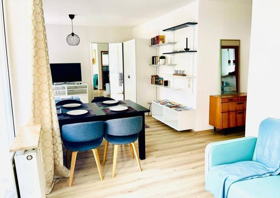 Sonniges Apartment In Ruhiger Und Zentraler Lage Pforzheim Eksteriør bilde